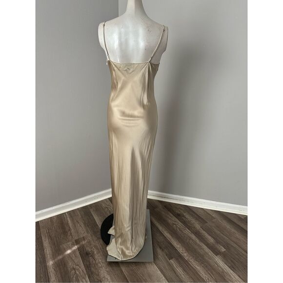 NWOT NILI LOTAN Cami silk-satin gown Sz M $595 - Picture 8 of 12